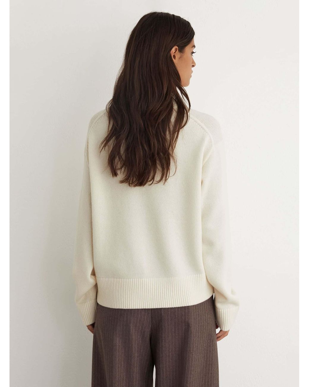 Reiss Natural Petite Wool-Cashmere V-Neck Jumper