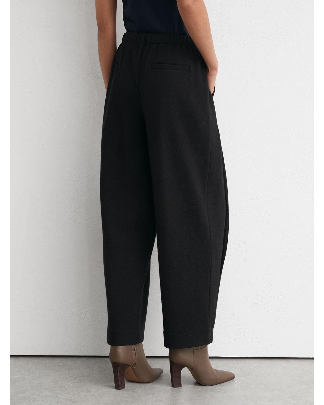 Reiss Blue Leoni - Black Petite Cotton-blend Barrel-leg Drawstring Trousers, Us 2