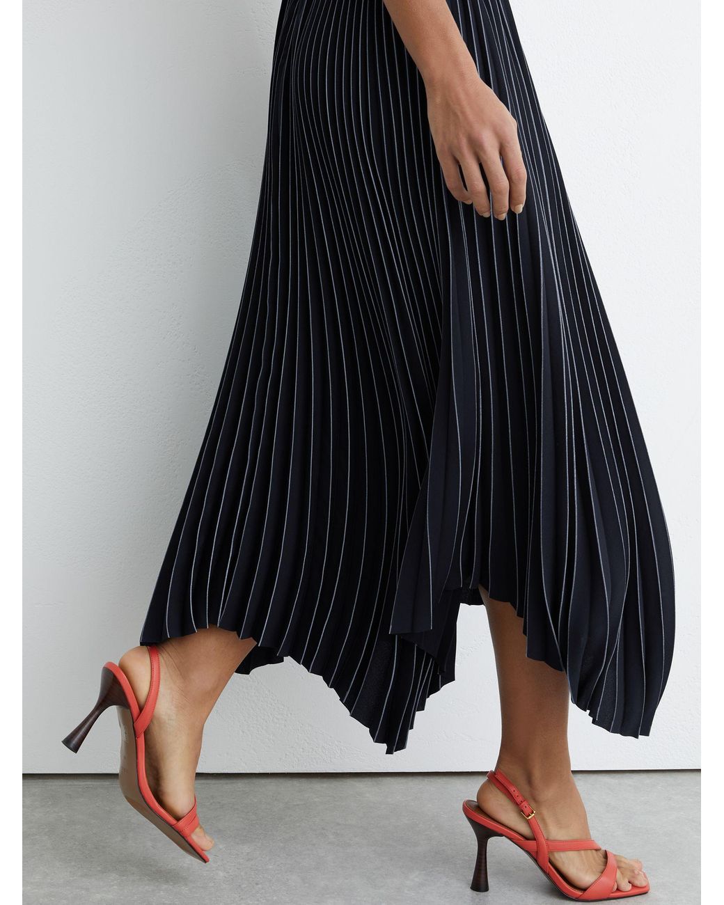 Reiss Black Pleated Sleeveless Midi Dress