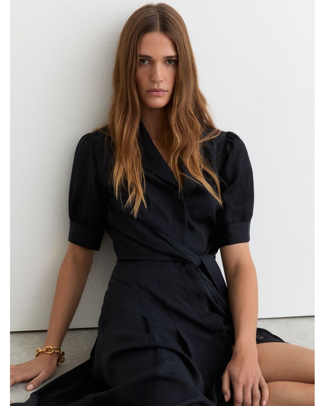 Reiss Black Short-Sleeve Belted Midi Dress With Linen