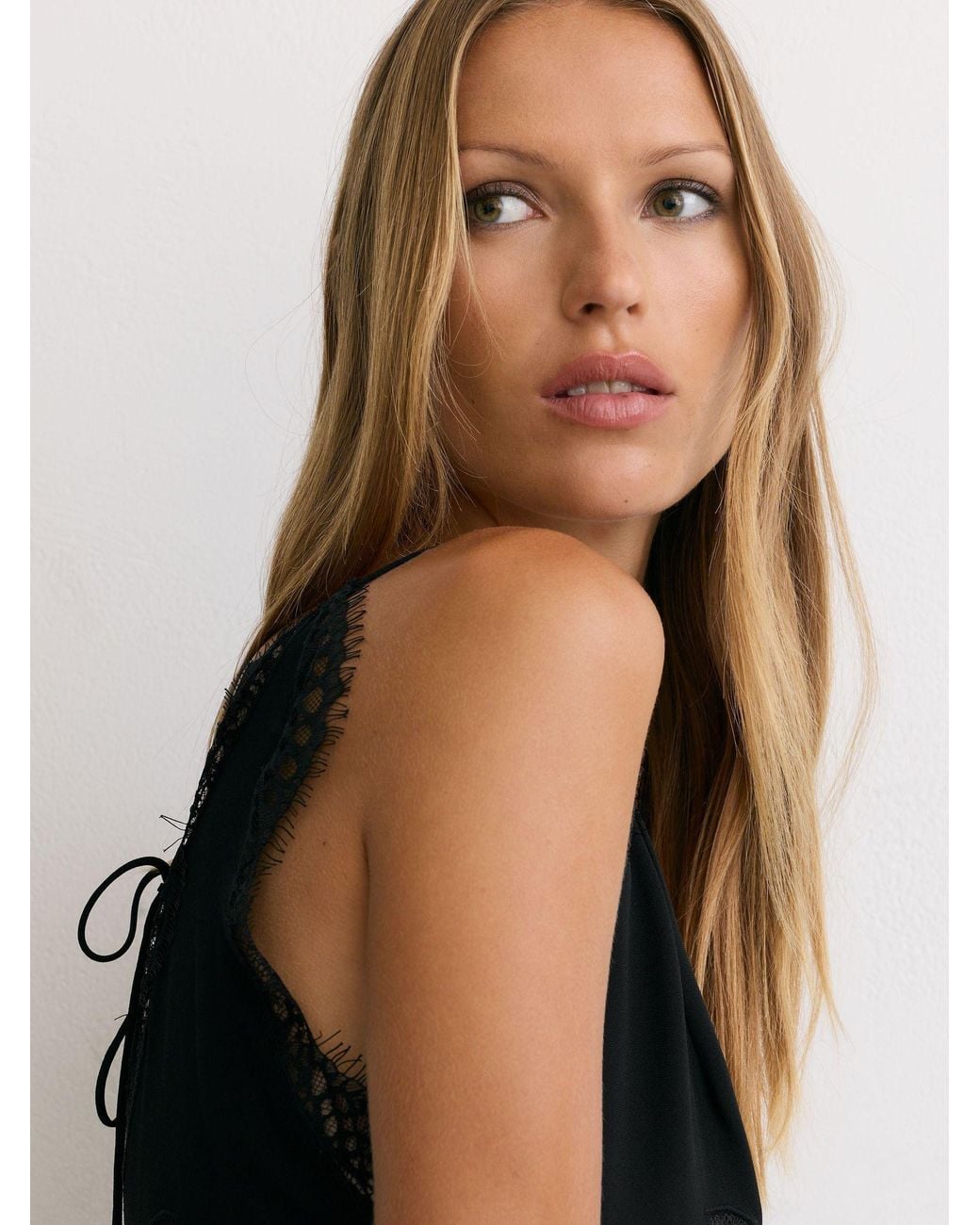 Reiss Black Lace-Trim Mesh-Detail Cami Top