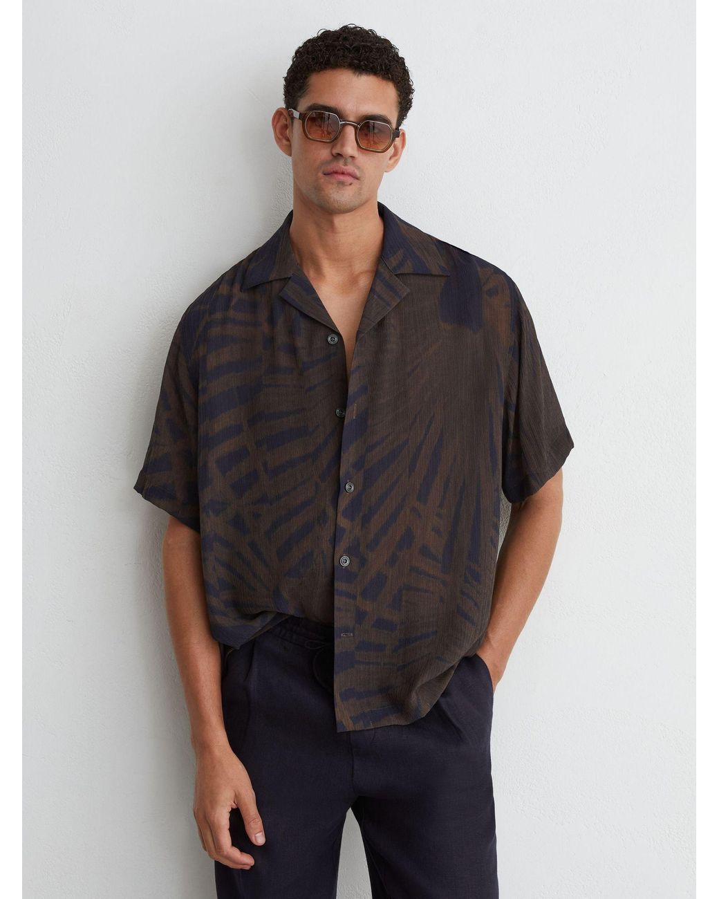 Reiss Black Plissé Printed Cuban-Collar Shirt for men