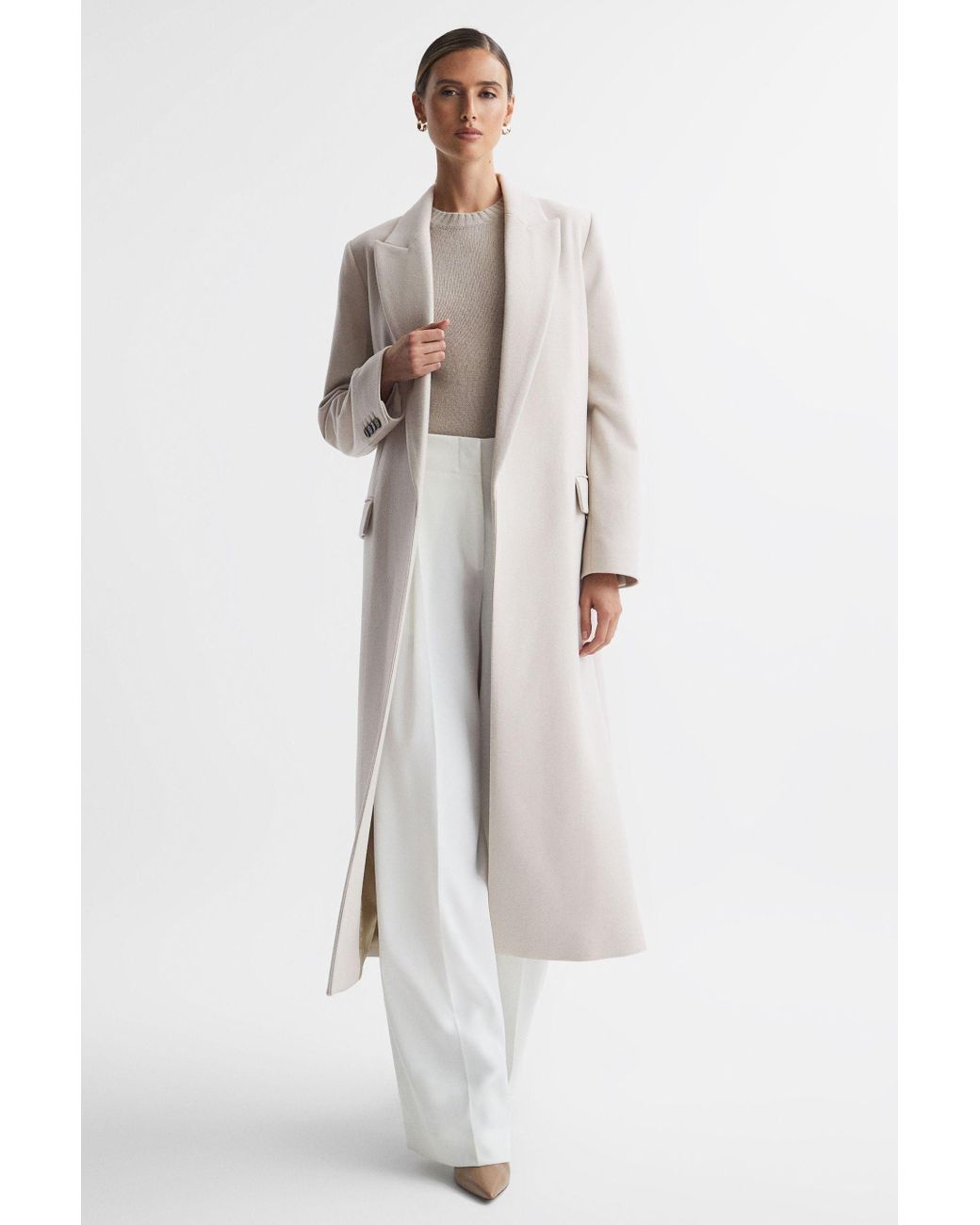 Neutral wool shop coat