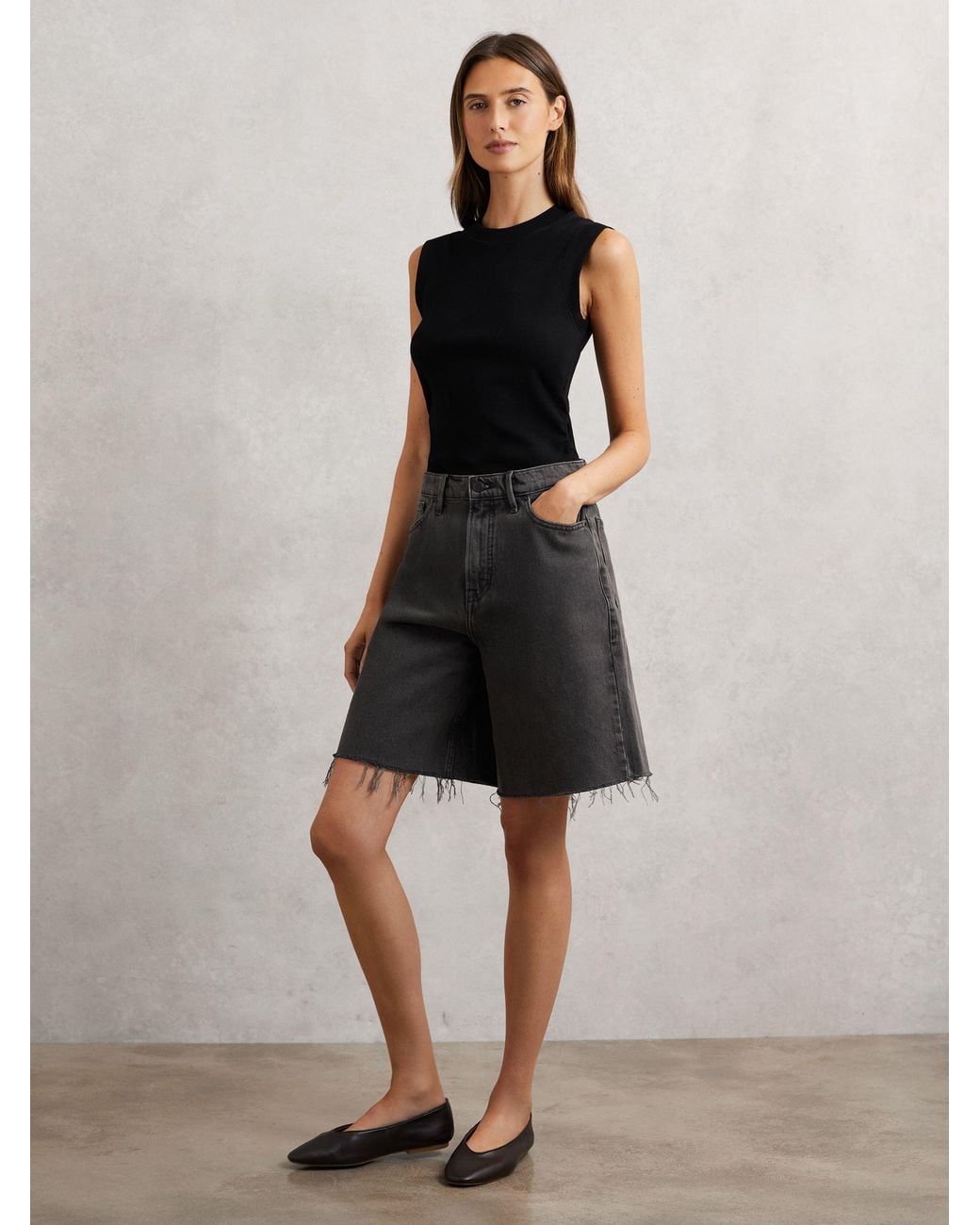 GOOD AMERICAN Black American Denim Barrel Shorts