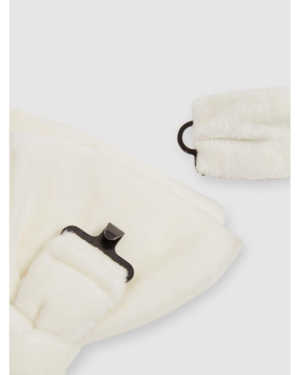 Reiss Natural Hike Velvet Bow Tie for men