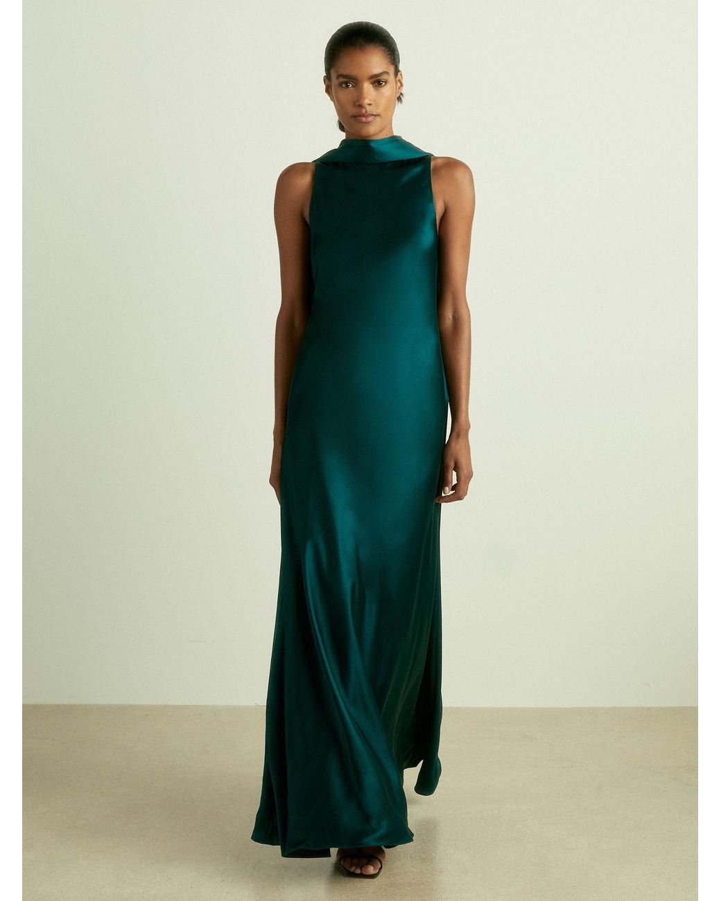 【海外限定】REISSドレス☆Green Fae Satin Cape Maxi Dress Buy Reiss Green Fae Satin Cape Maxi Dress from the Next UK