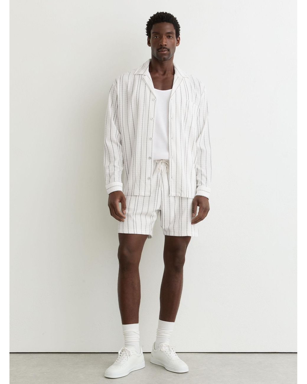 Reiss White Textured Stripe Drawstring Shorts for men