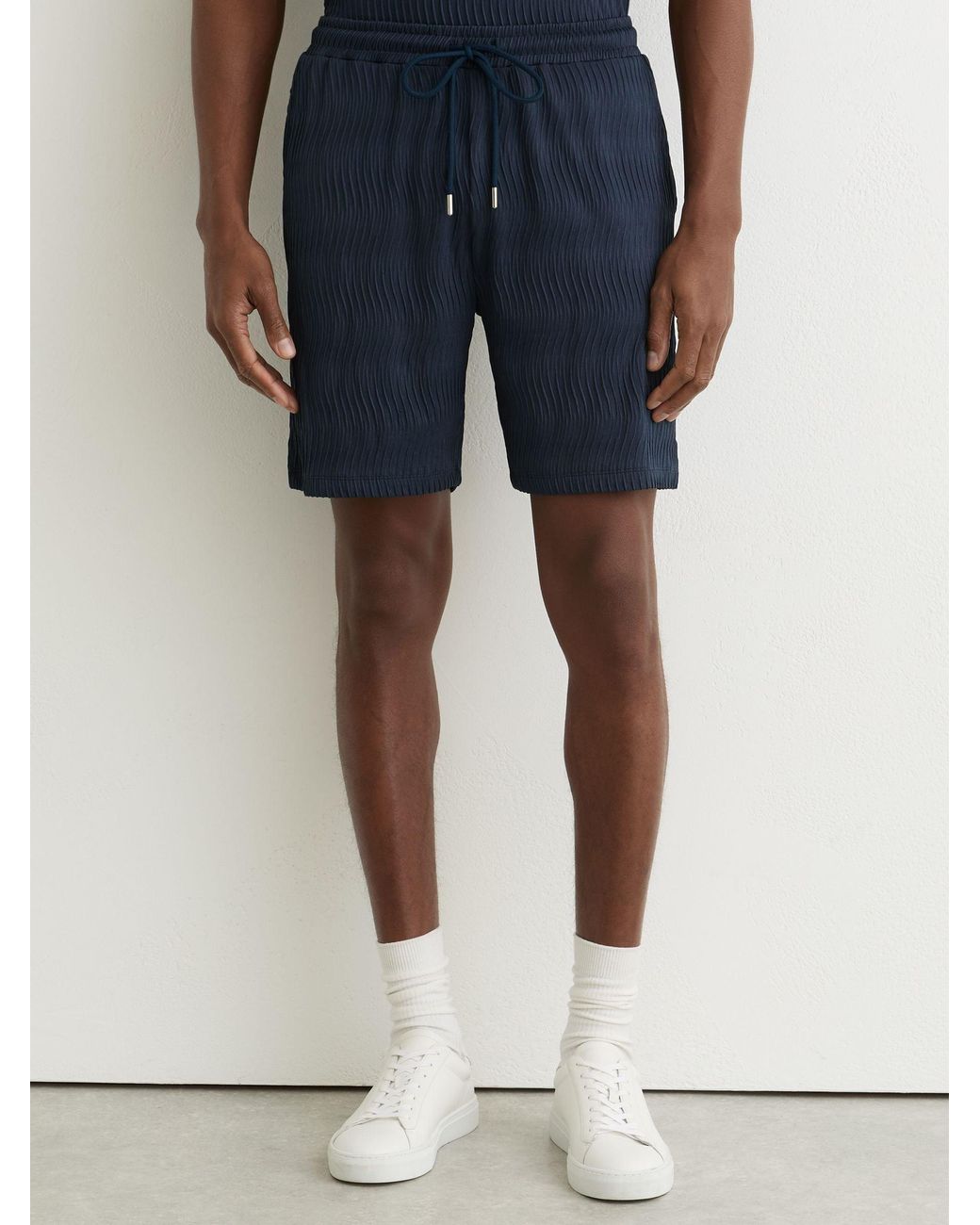 Reiss Blue Textured-Wave Drawstring Shorts for men