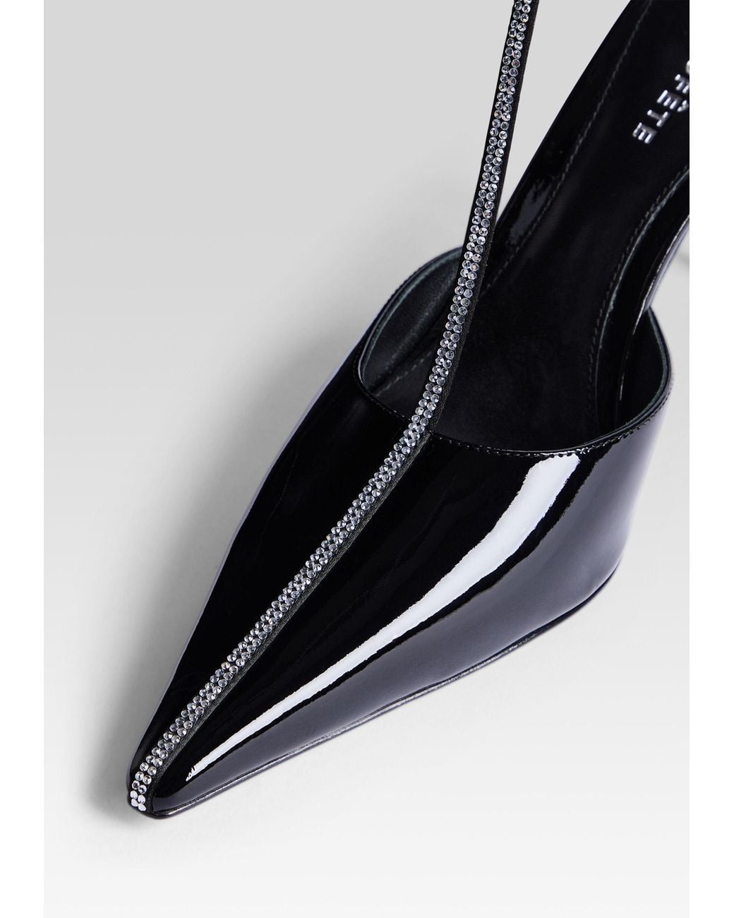 retroféte White Lenu Pump