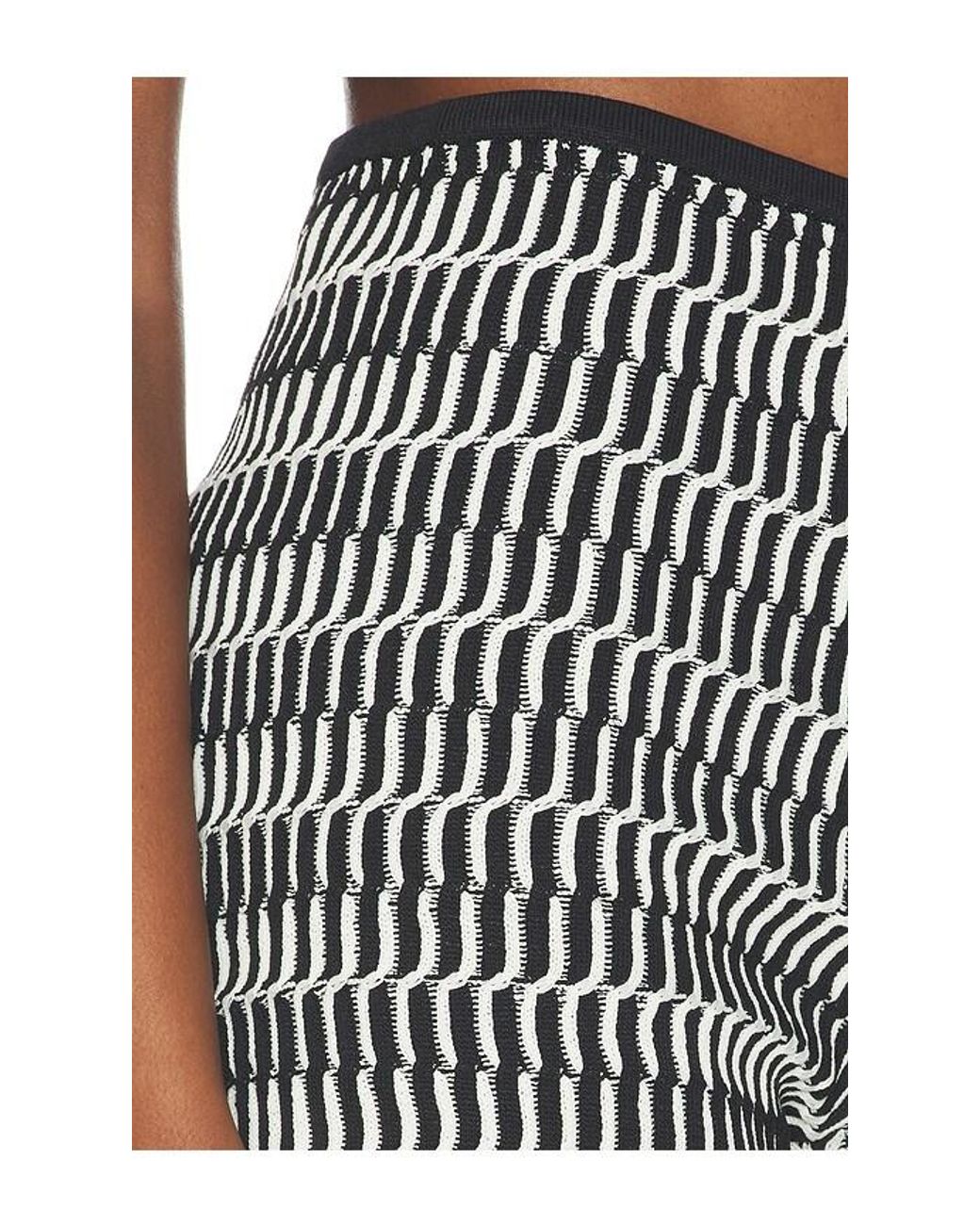 Devon Windsor Blue Grazia Short