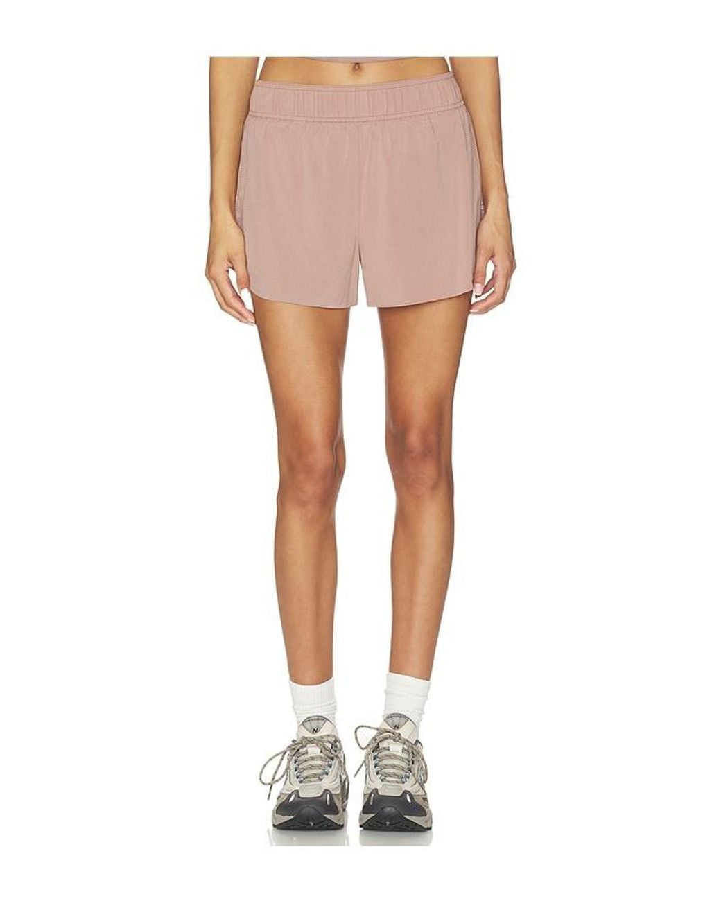 Beyond Yoga White Solemate 2.5 Short