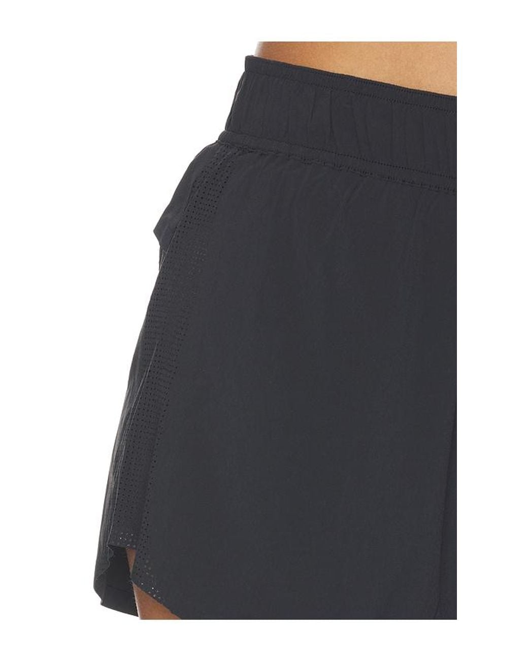 Beyond Yoga Blue Solemate 2.5 Short