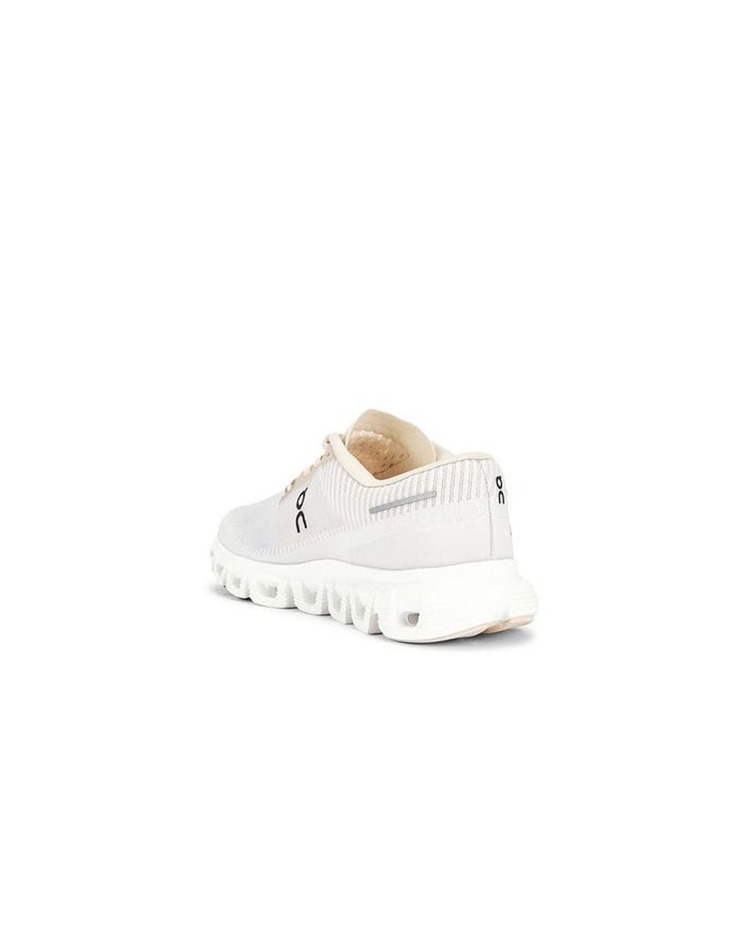 On Shoes White Cloud Push Sneaker