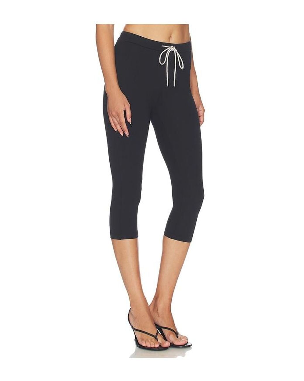Area Black Brunch Capri