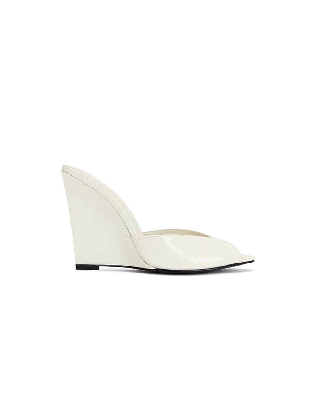 Raye White Talla Wedge