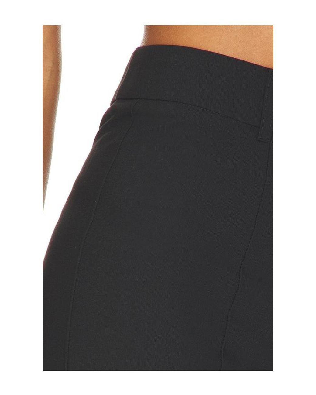 MORE TO COME Black Lianna Capri