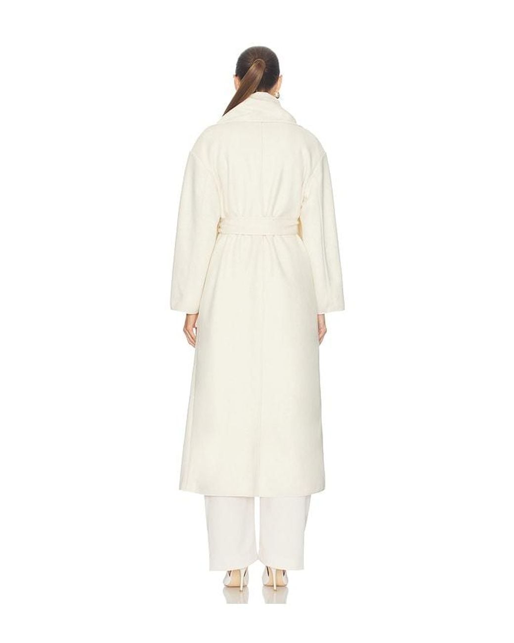 Elliatt White Veldra Scarf Coat