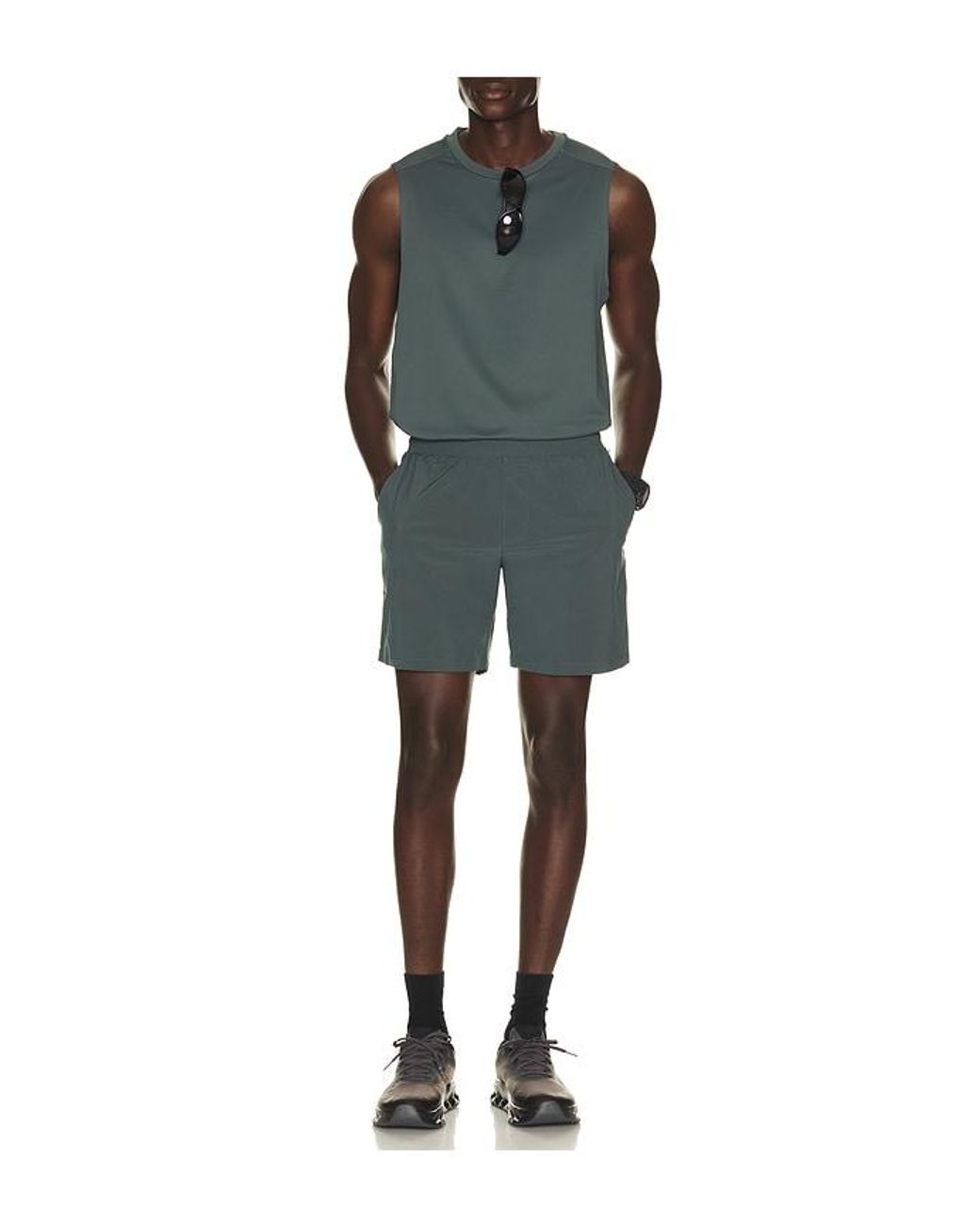 Beyond Yoga Green All for men