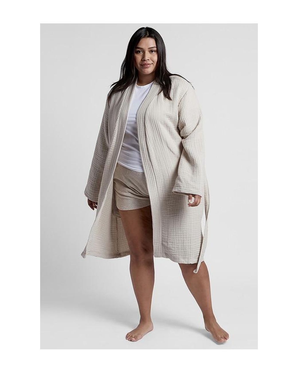 Albornoz En Color Crema Talla En Parachute de color White