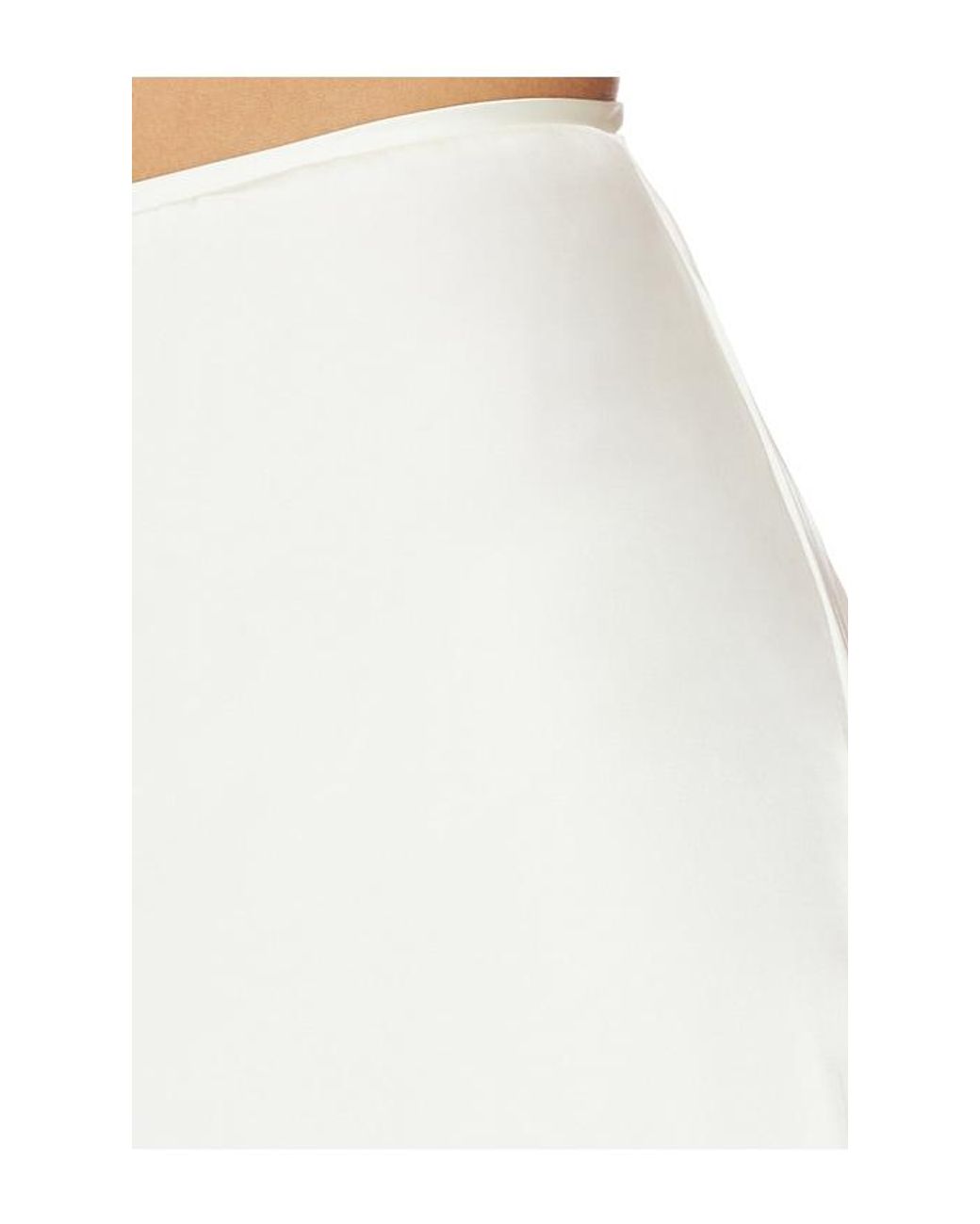 Maylé Vásquez White Punta Pants