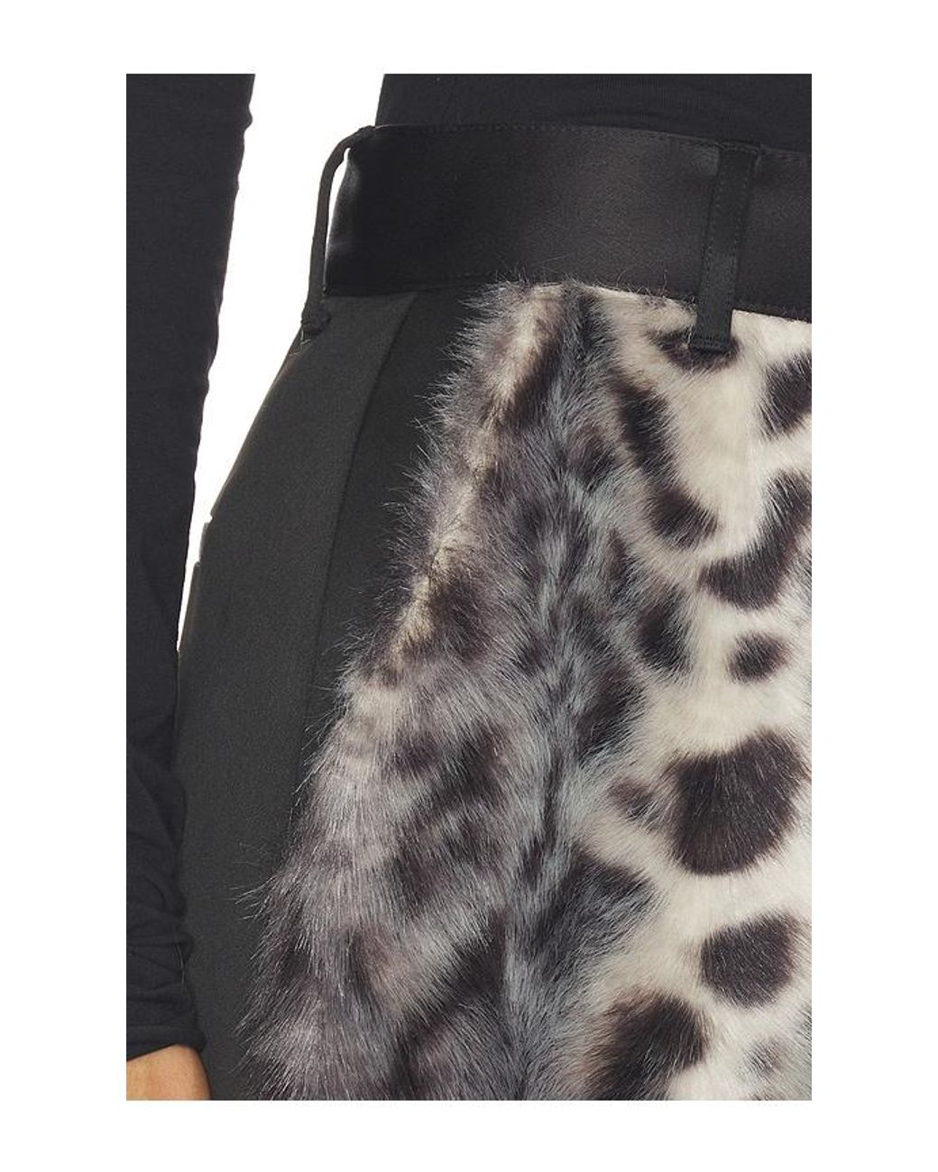 AKNVAS Black Hose Barberini