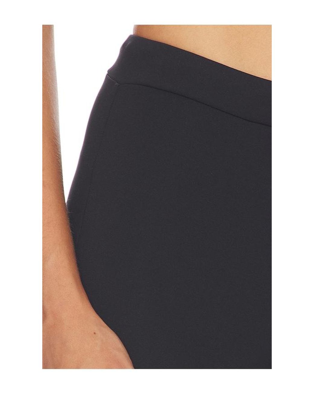Area Black Brunch Capri
