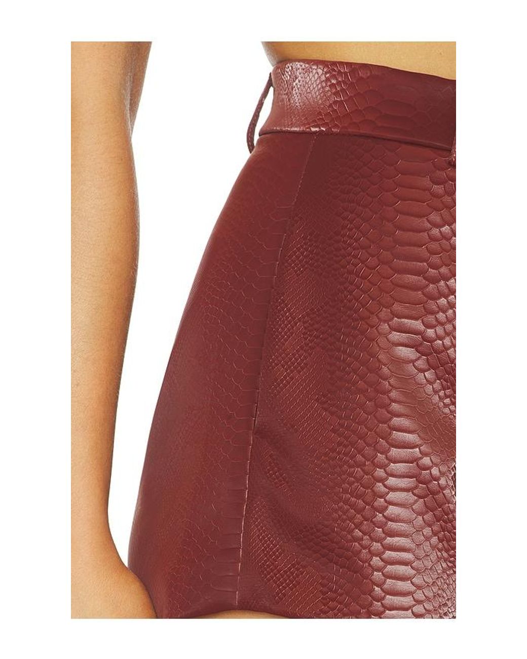 NonChalant Label Red Henri Short