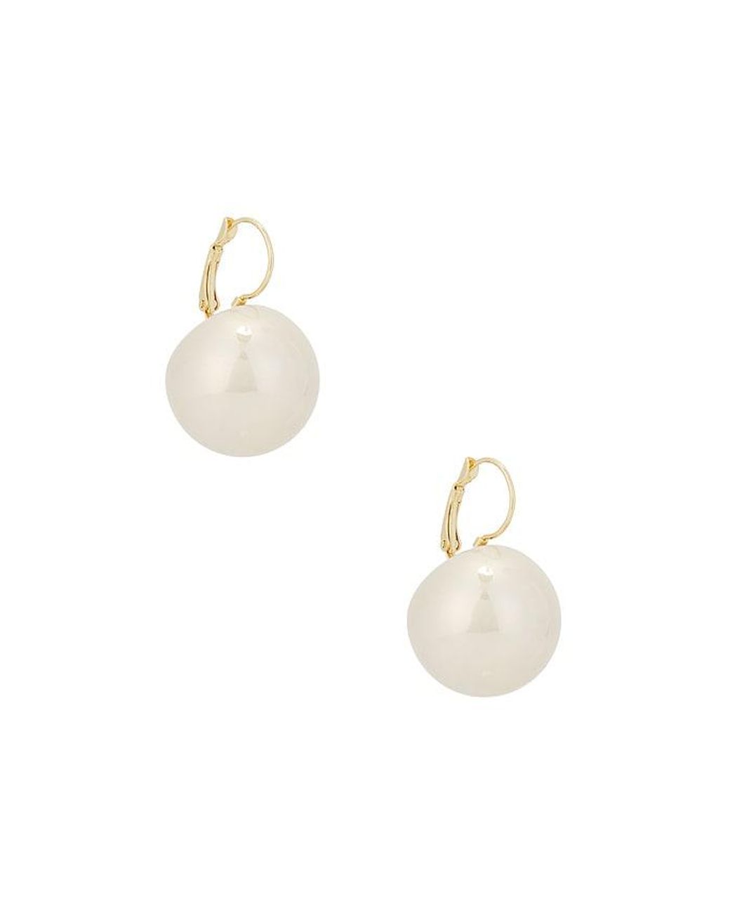 petit moments White Roxie Earrings