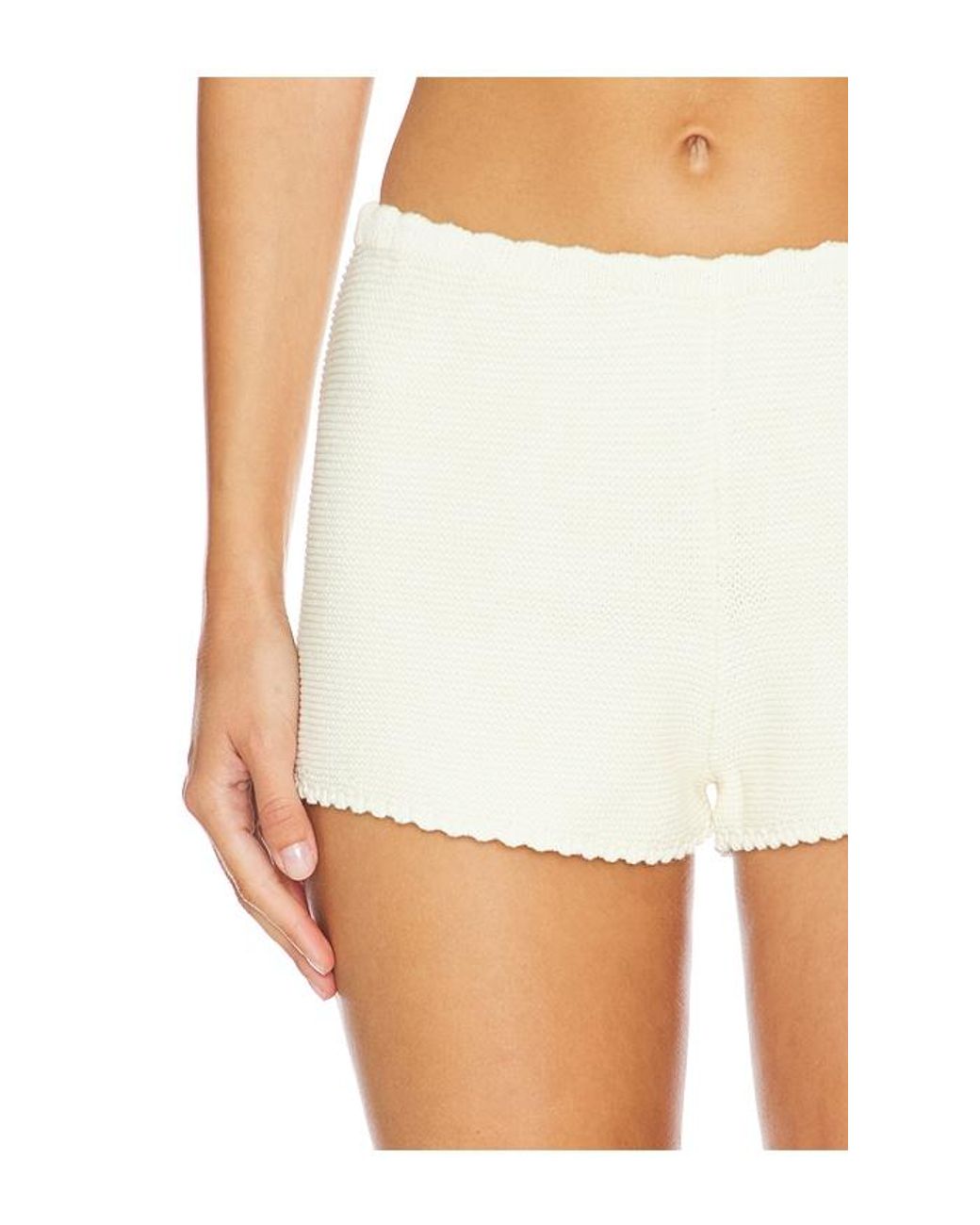 The Celeste Short En Color Crema Talla (También En Xl) Solid & Striped de color White