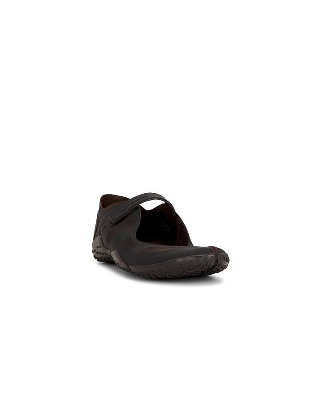 NikeSKIMS Black Rift Mesh Sneaker