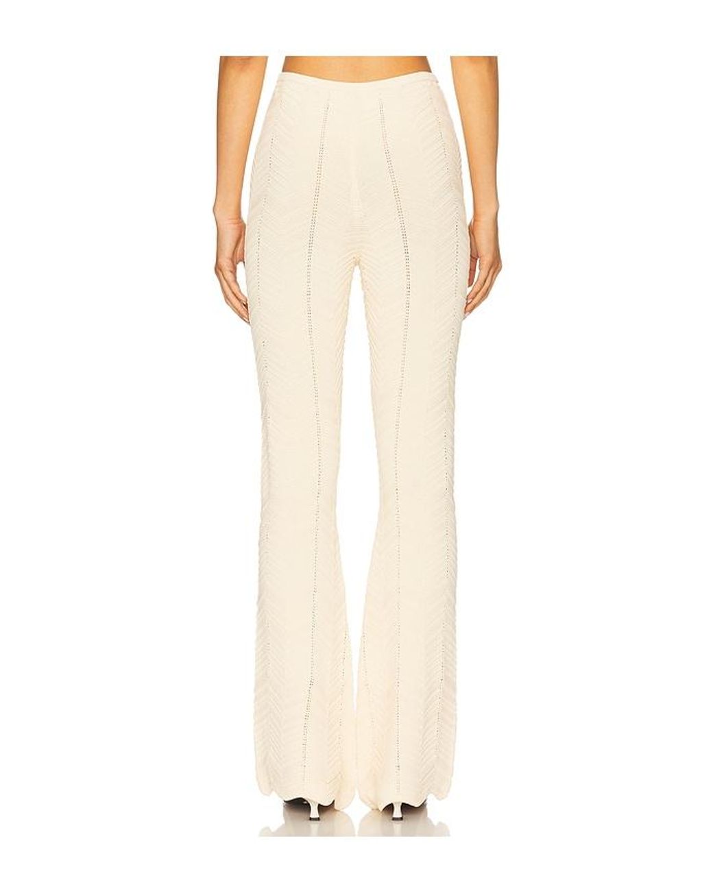 Devon Windsor White Hose Timmy