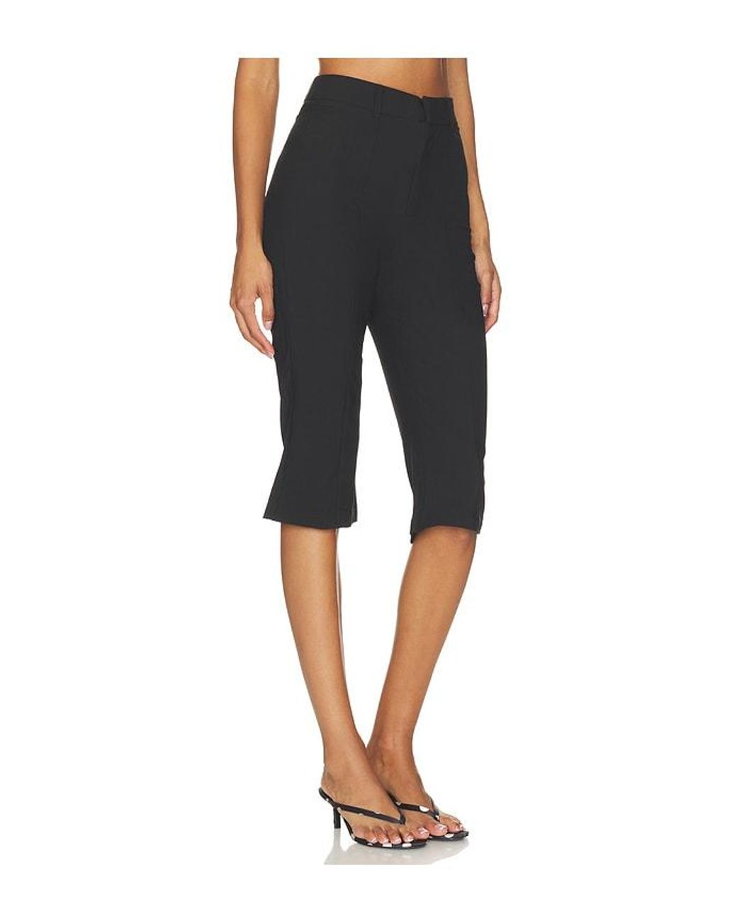 MORE TO COME Black Lianna Capri