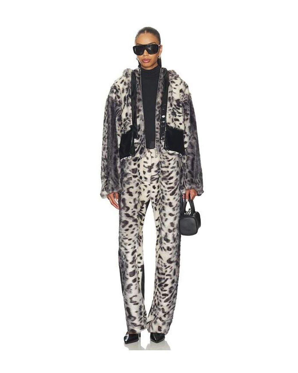 AKNVAS Black Hose Barberini