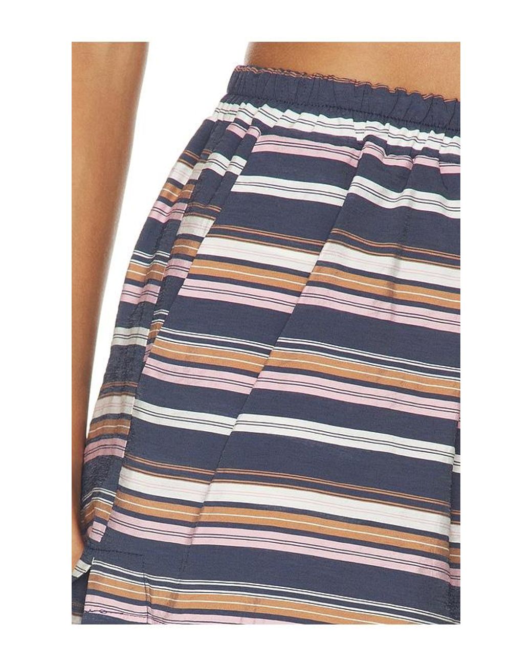 Milkwhite Blue Horizontal Short