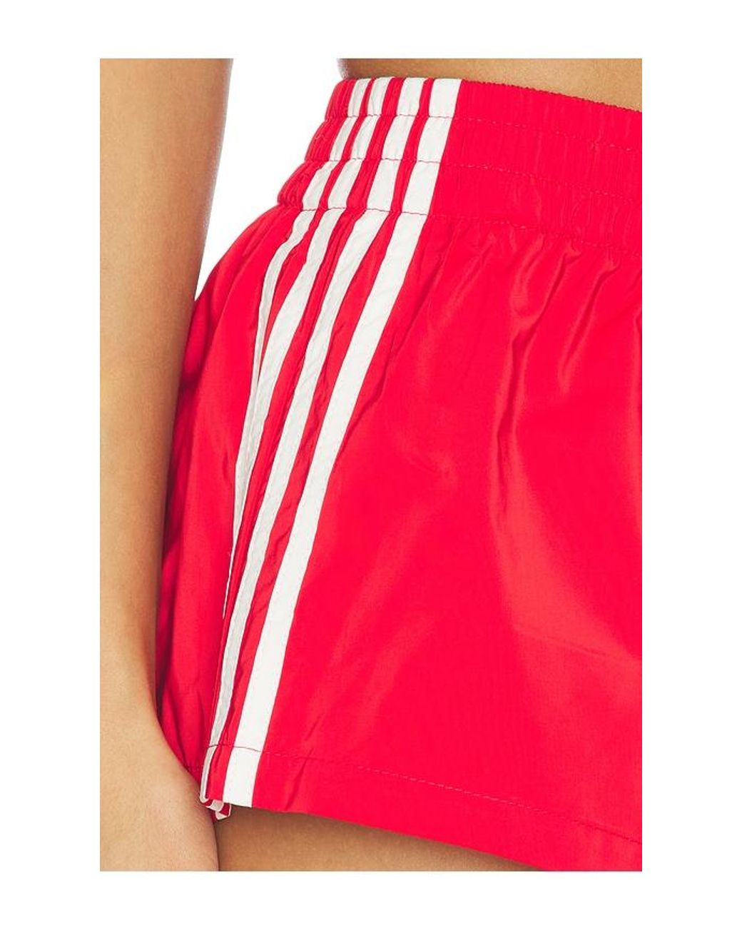 SHORT DEMIA en Red superdown