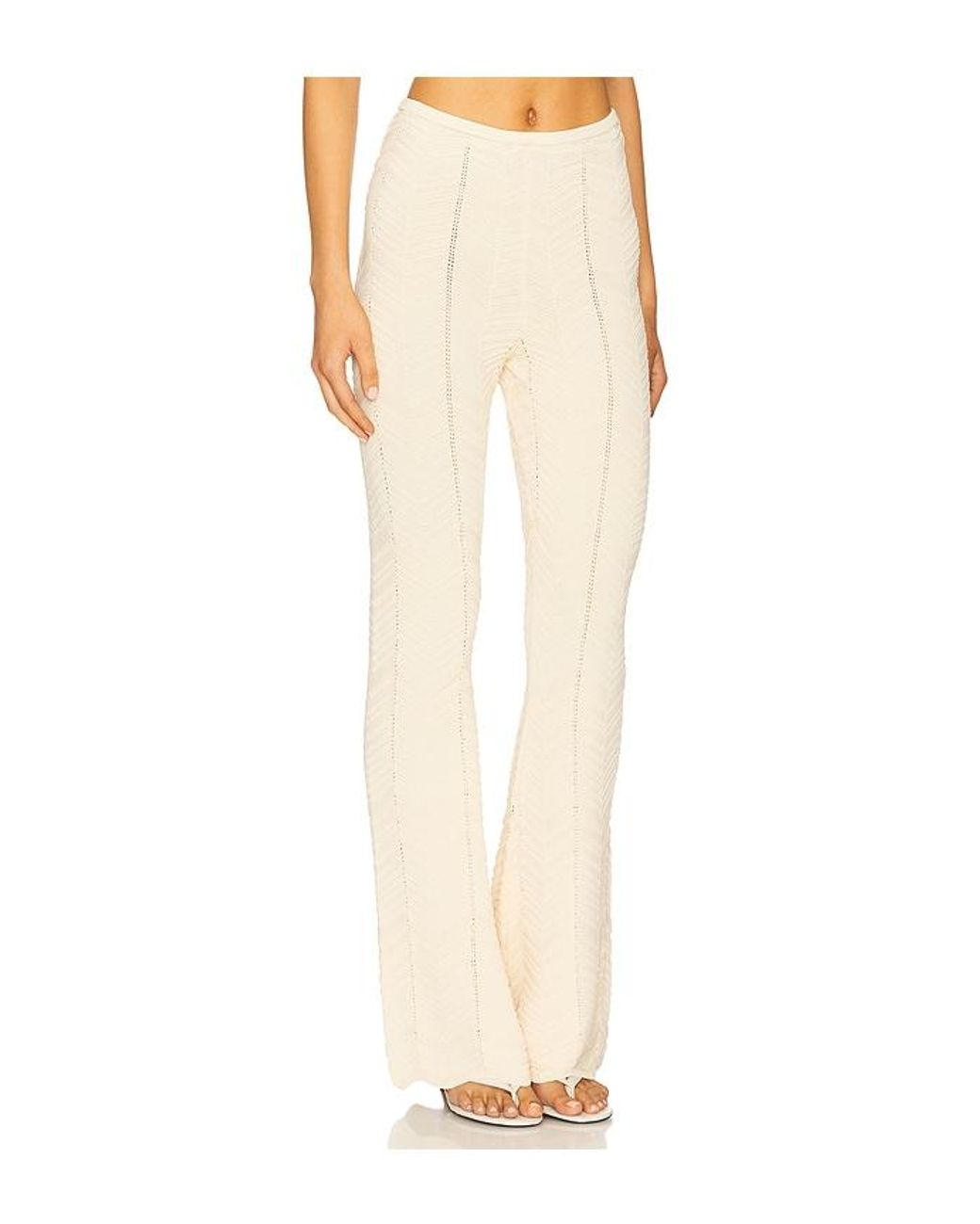 Devon Windsor White Hose Timmy