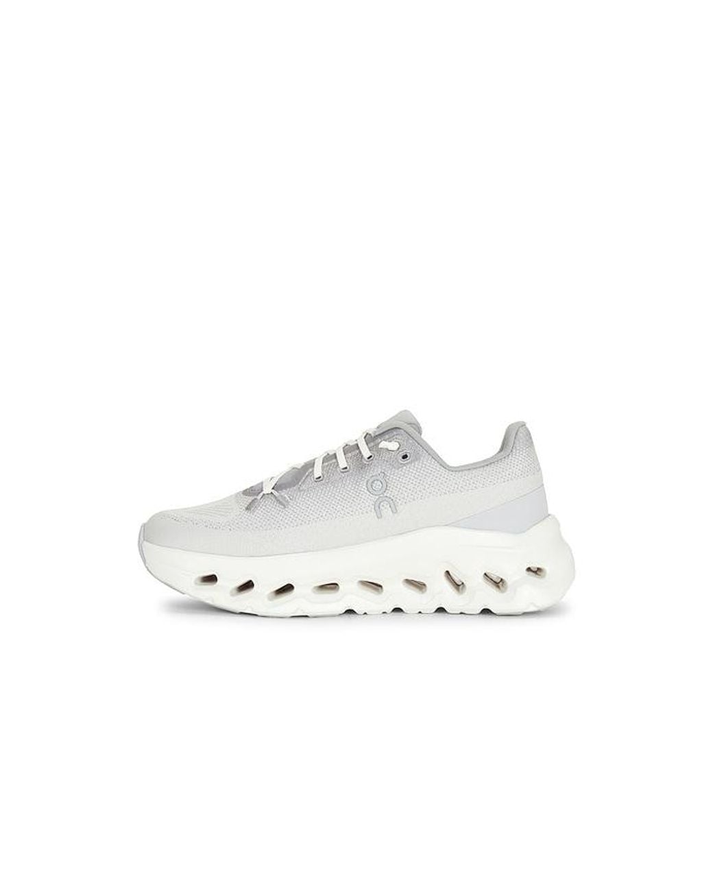 On Shoes White Cloudtilt Sneaker