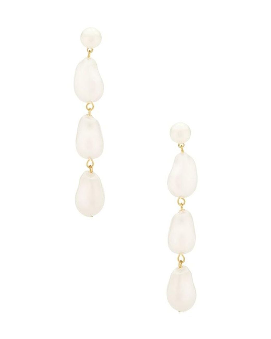 petit moments White Lilly Earrings
