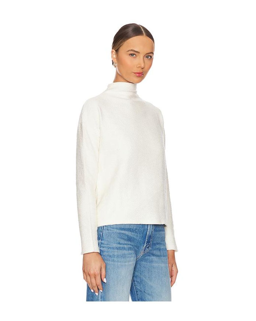 Bobi White Pullover