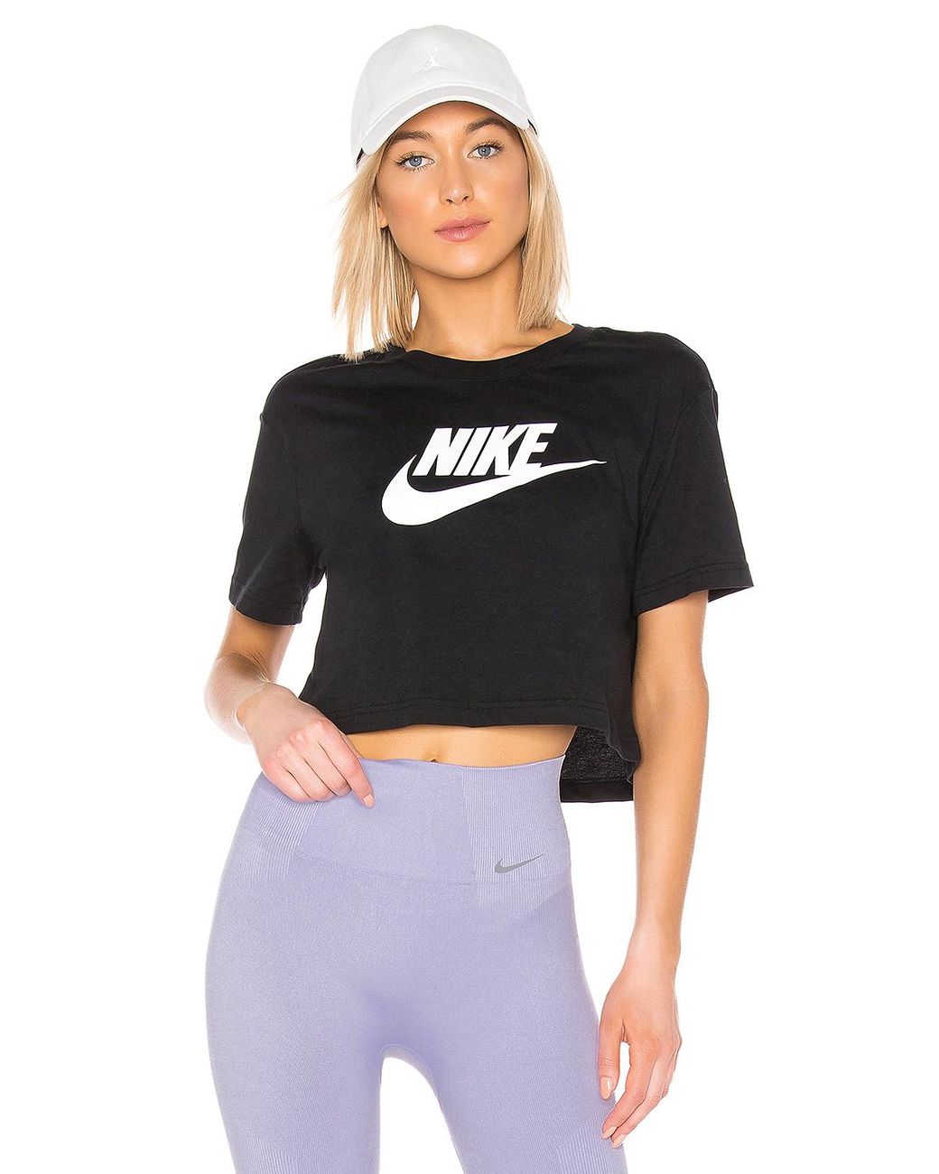 nike essential crop tee