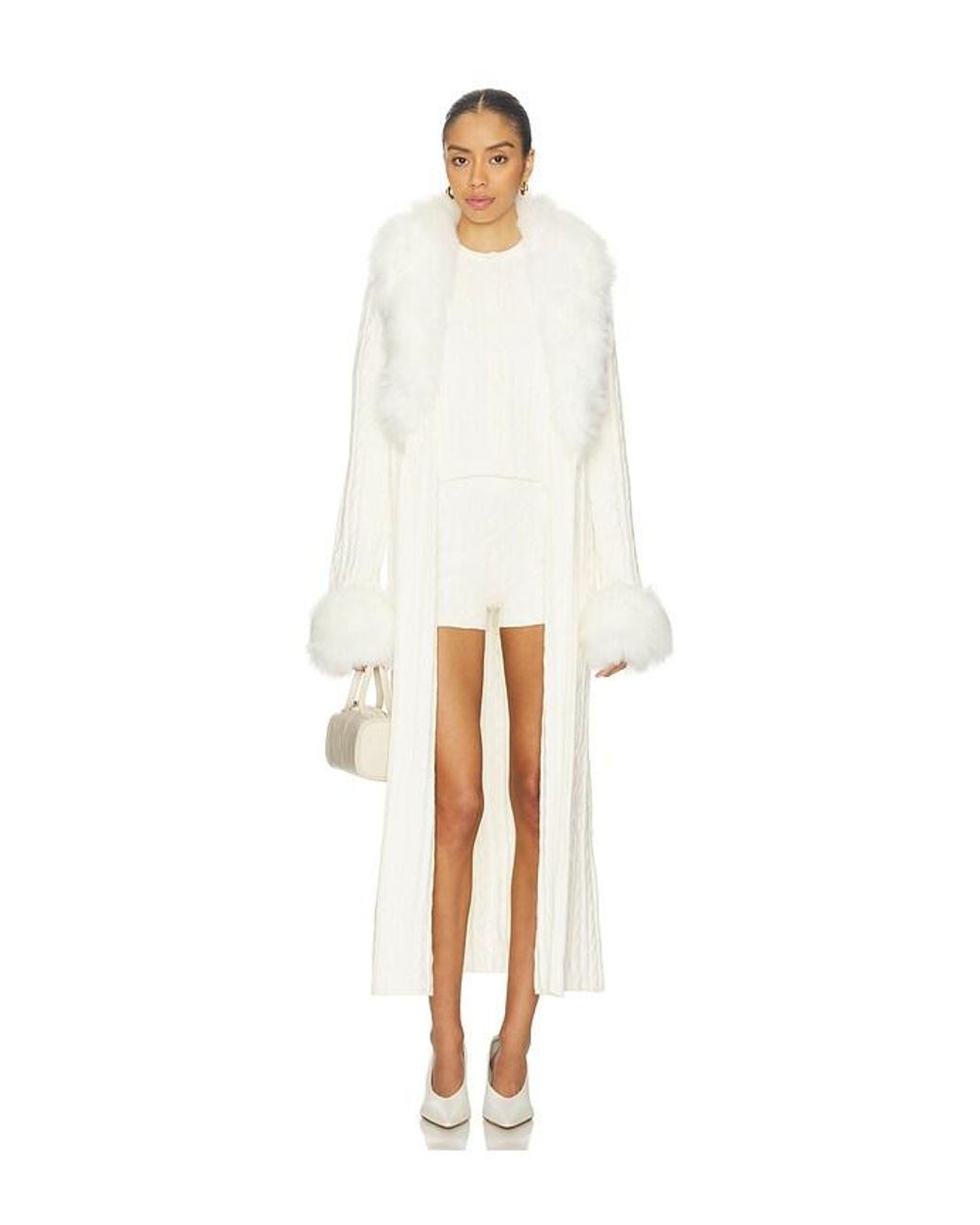 Throw On Shorts En Color Ivory Talla (También En Xs, S, M, Xl, Xxl) Show Me Your Mumu de color White