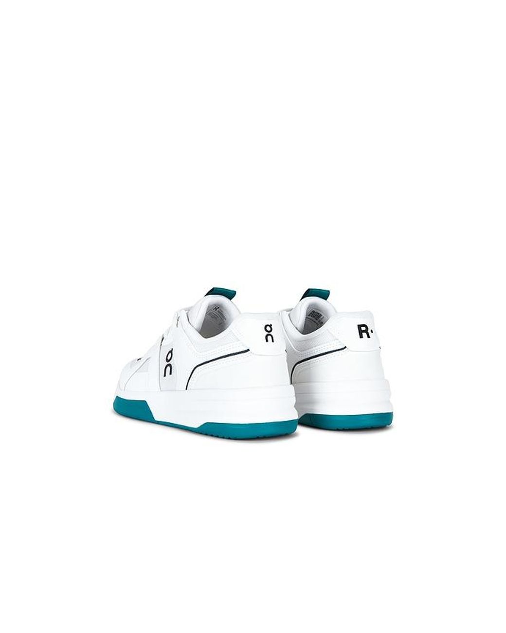 On Shoes White The Roger Clubhouse Pro 2 for men