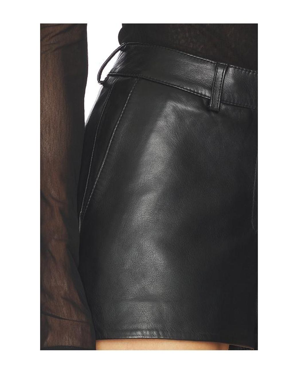 retroféte Black Naya Short
