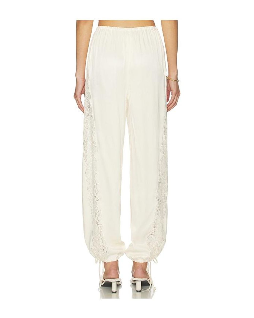 L'academie White 'Academie Belarus Pant