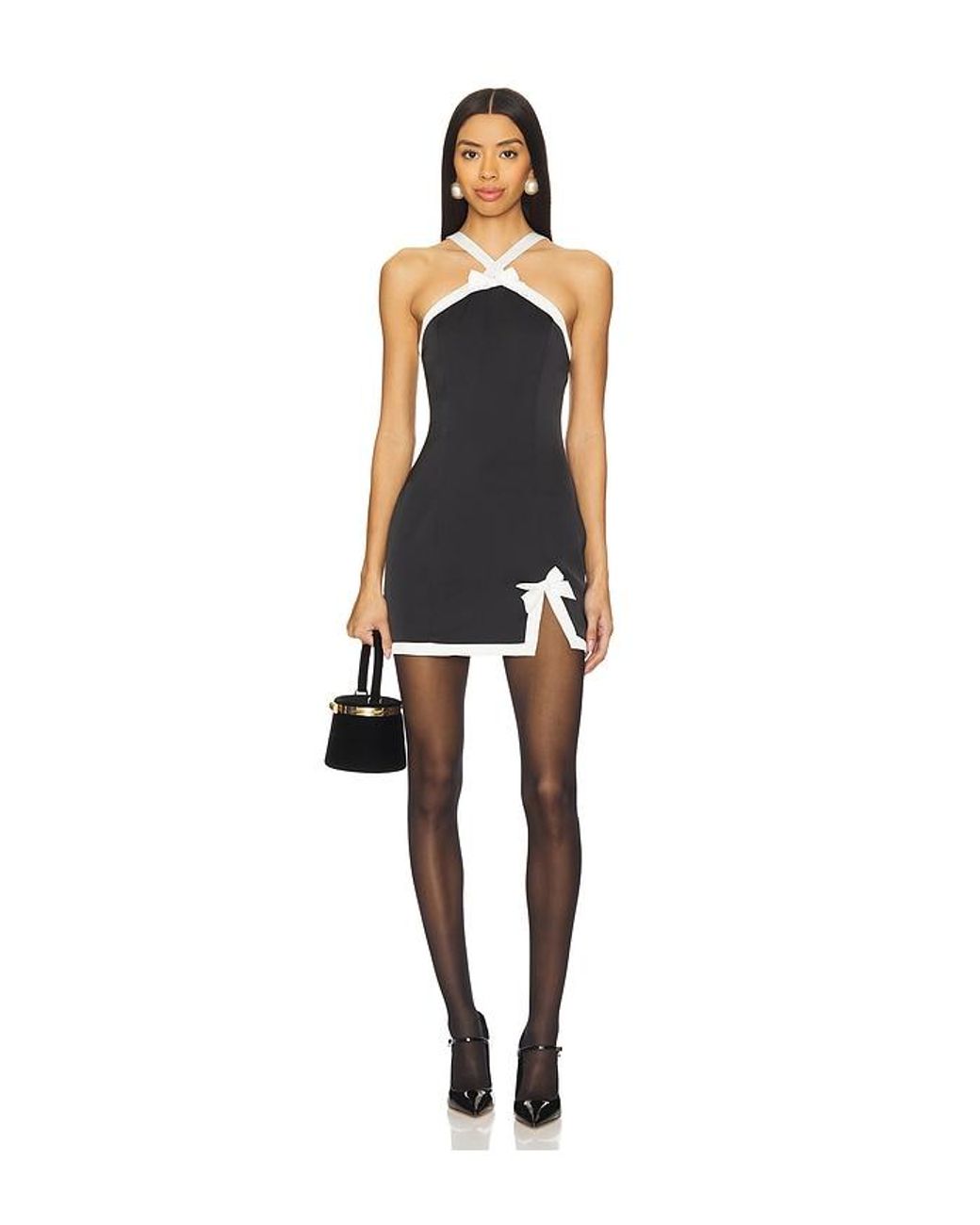 ROBE KEELY en Black MORE TO COME