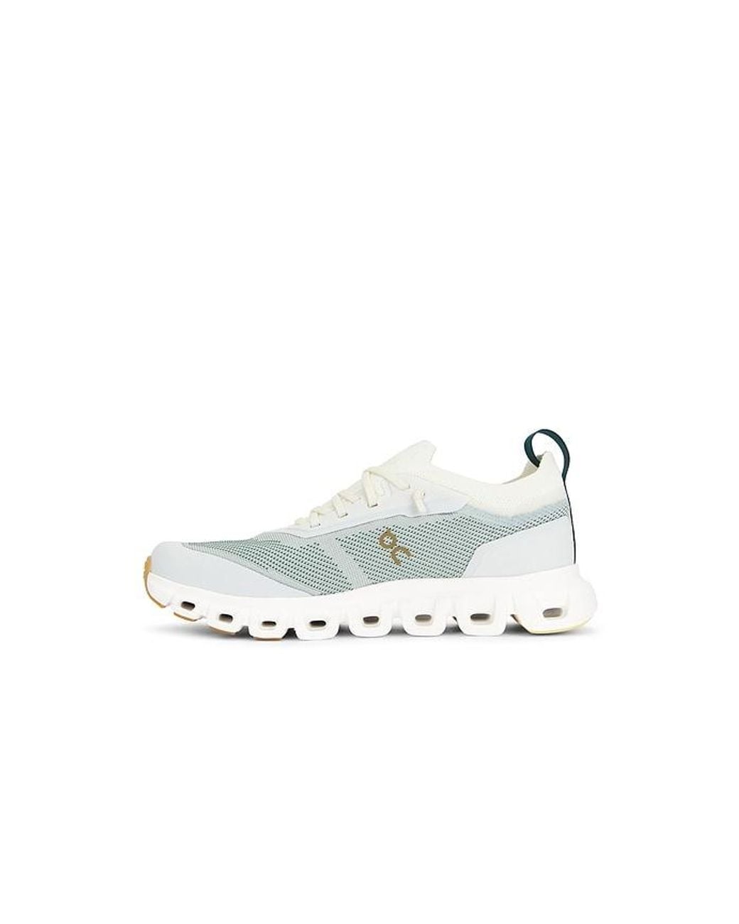 On Shoes White Cloud 6 Versa Sneakers