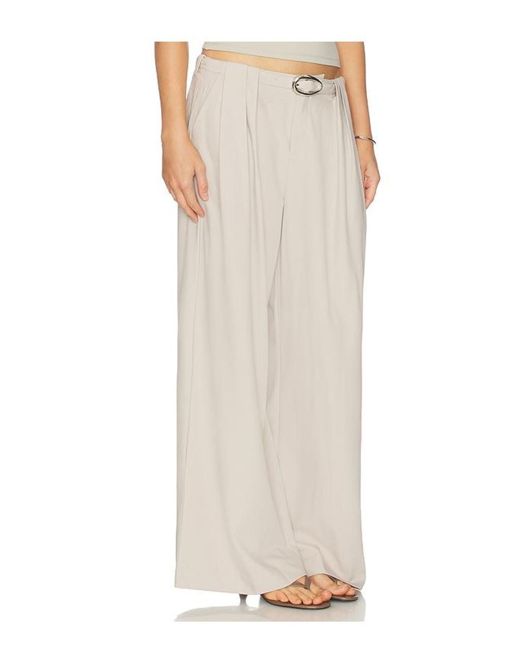 SOVERE White Hari Pant