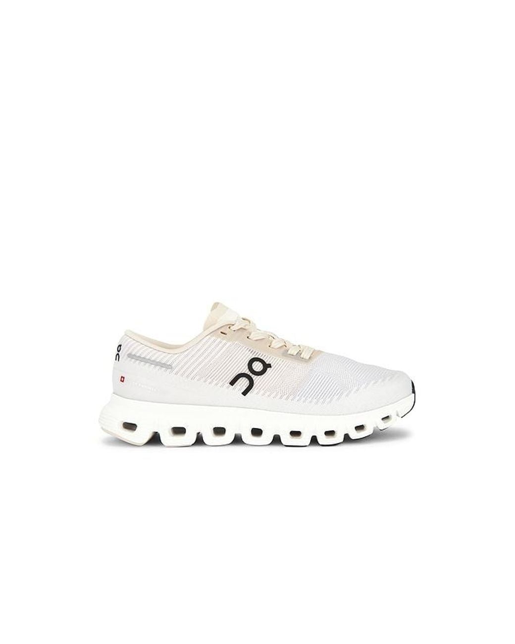 On Shoes White Cloud Push Sneaker