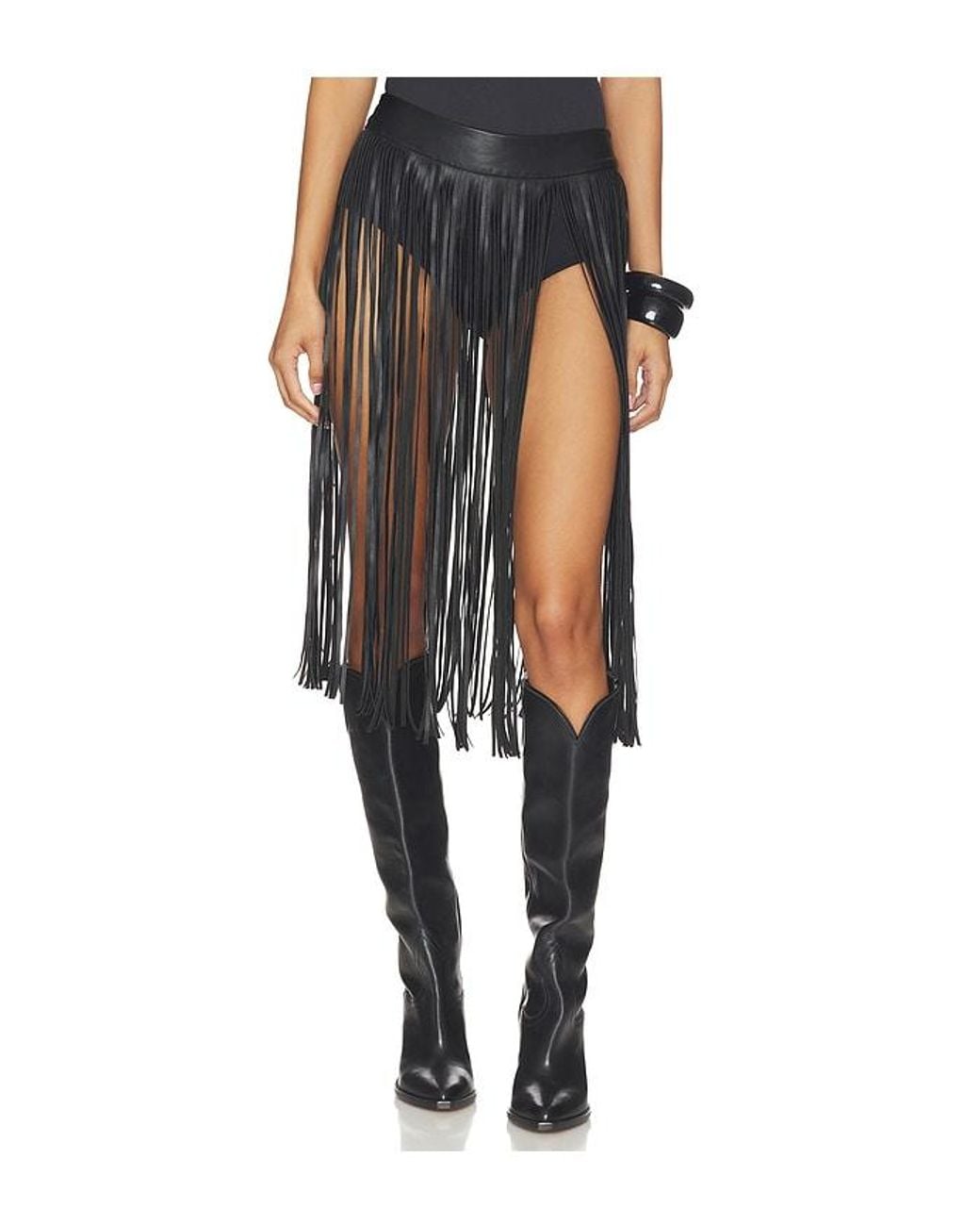 Kim Shui Black Short With Side Fringe