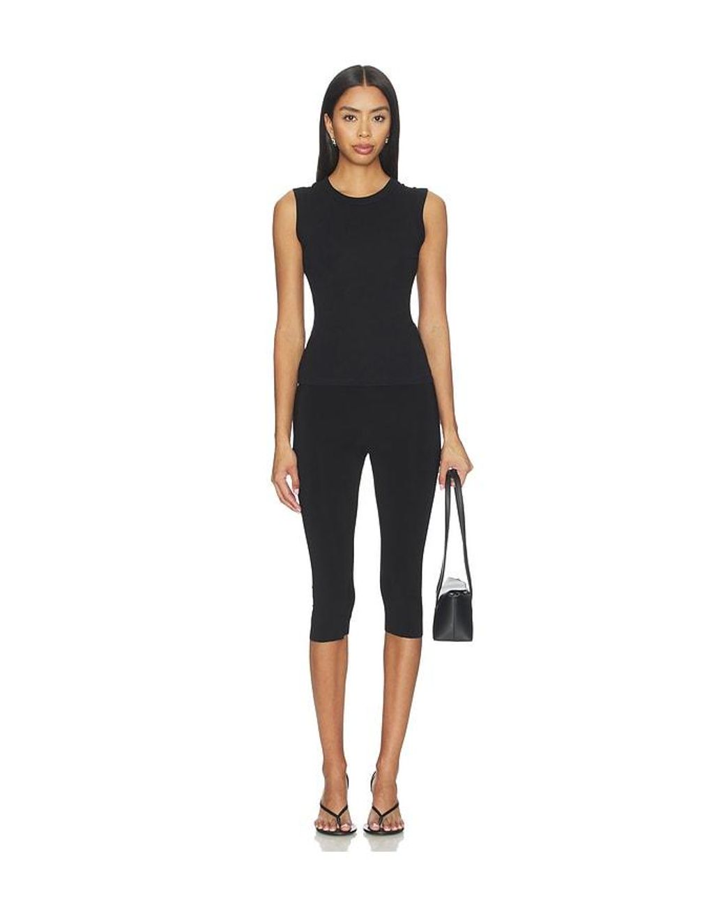 ÉTERNE Black Fitted Muscle Tank
